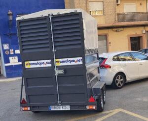 Alquiler de remolques económicos y de alta calidad en Valencia para transportar vehículos, coches, barcos, motos, quads, cargas, materiales, muebles, mudanzas, caballos, miremolque.net